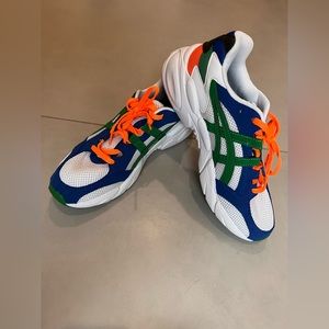 Asics Gel-Bnd sport style shoes, size 9